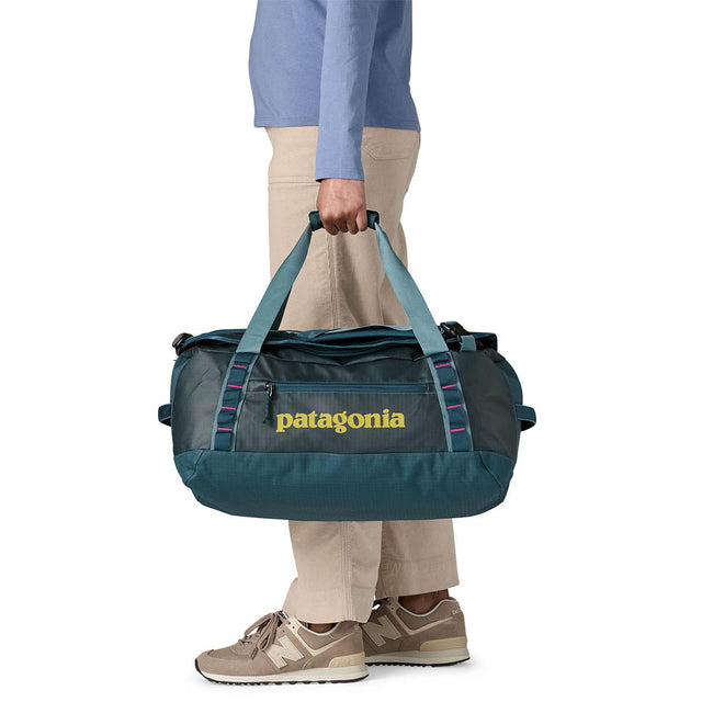 Geanta Patagonia Black Hole Duffel 40l Geanta Patagonia Black Hole Duffel 40l