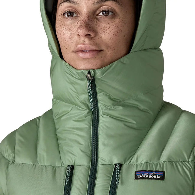 Geaca Femei Patagonia W Fitz Roy Down Hoody Geaca Femei Patagonia W Fitz Roy Down Hoody