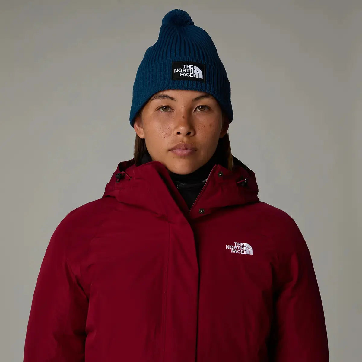 Caciula The North Face Logo Box Pom   Caciula The North Face Logo Box Pom