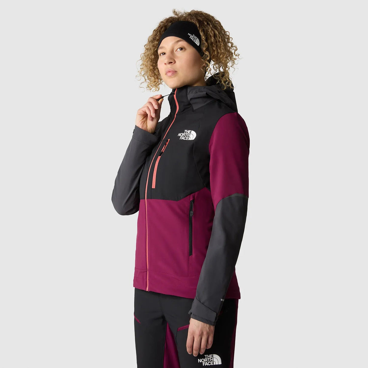 Geaca Femei The North Face W Dawn Turn Hybrid Softshell Geaca Femei The North Face W Dawn Turn Hybrid Softshell