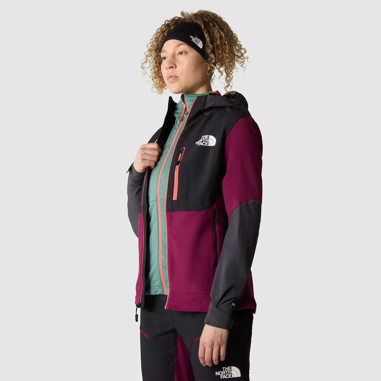 Geaca Femei The North Face W Dawn Turn Hybrid Softshell Geaca Femei The North Face W Dawn Turn Hybrid Softshell