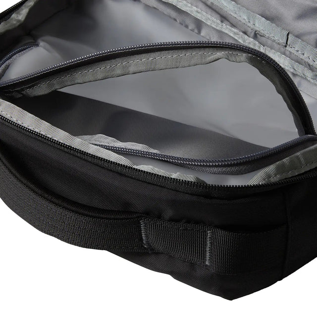 Trusa Toaleta The North Face Base Camp Voyager Trusa Toaleta The North Face Base Camp Voyager