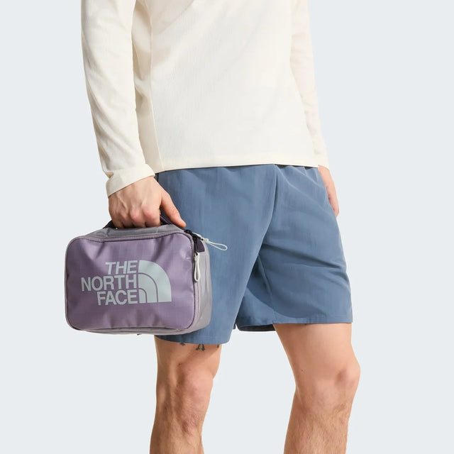 Trusa Toaleta The North Face Base Camp Voyager Trusa Toaleta The North Face Base Camp Voyager