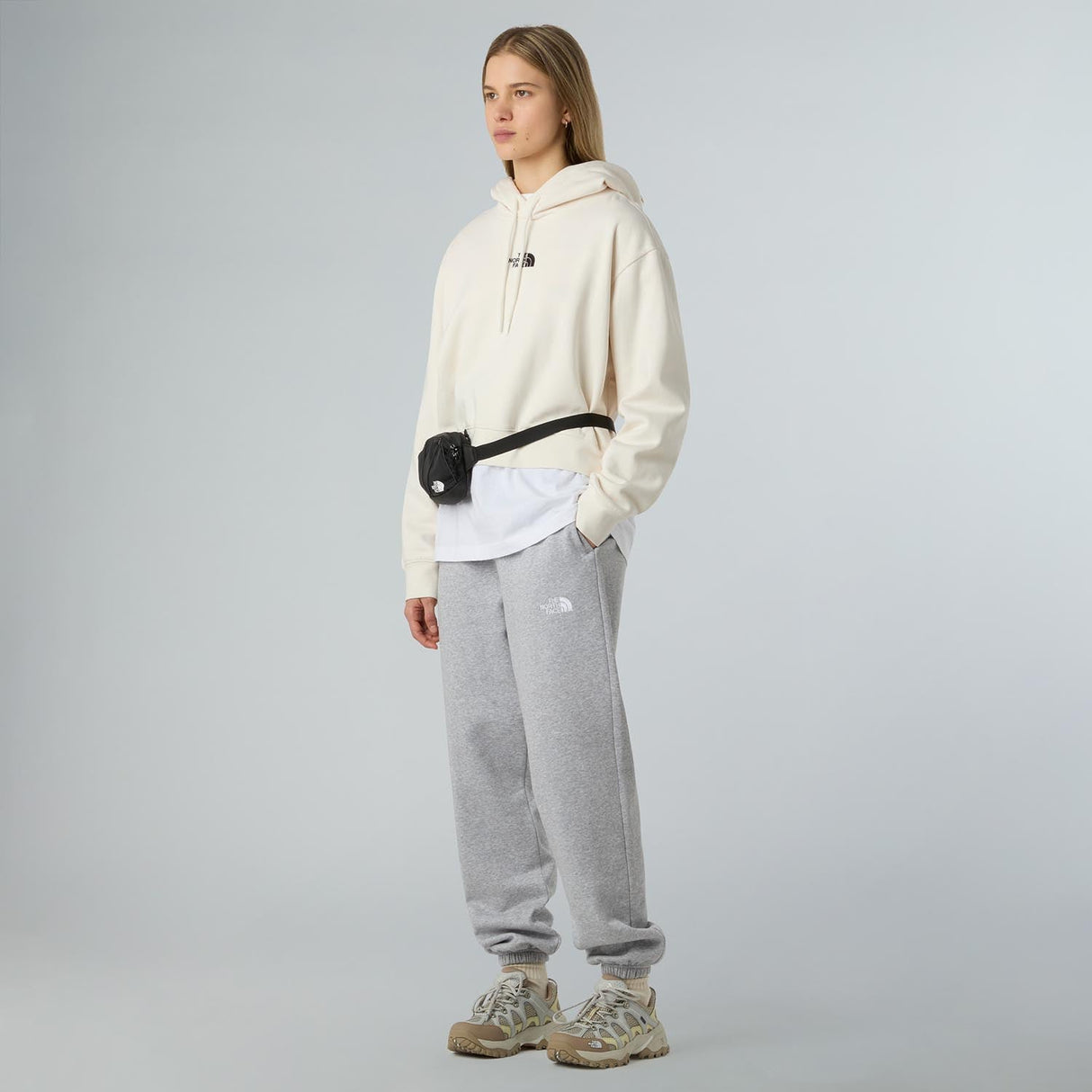 Hanorac Femei The North Face W Essential Crop   Hanorac Femei The North Face W Essential Crop