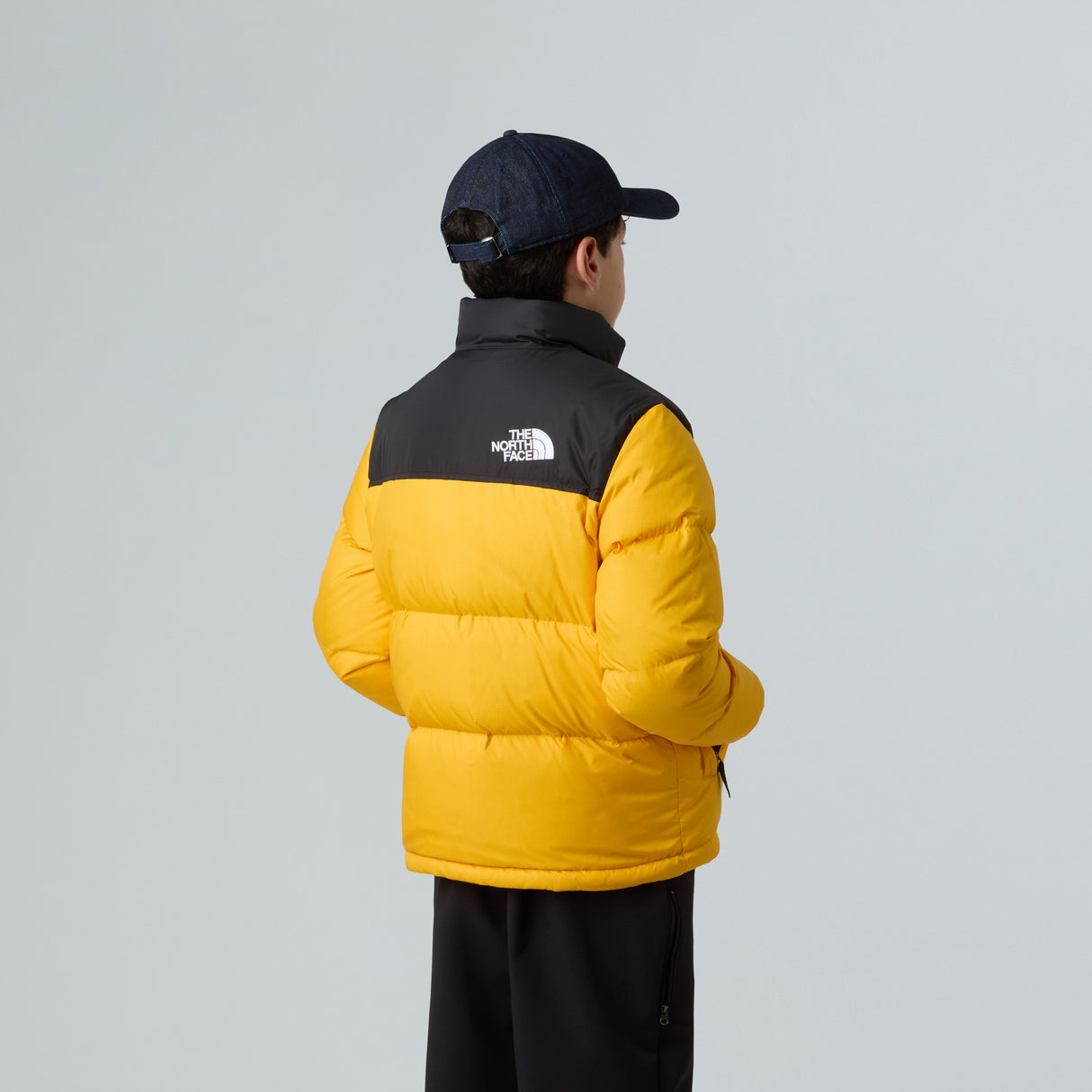 Geaca The North Face 1996 Retro Nuptse 5-15 ani Geaca The North Face 1996 Retro Nuptse 5-15 ani