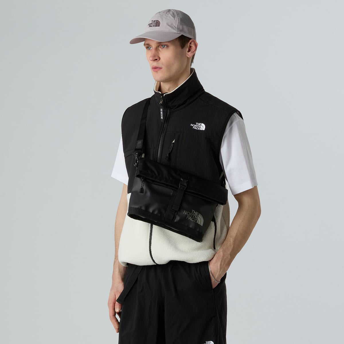 Geanta Unisex The North Face Base Camp Geanta Unisex The North Face Base Camp