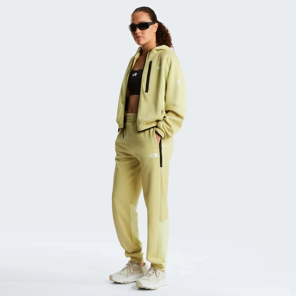 Pantaloni Femei The North Face W Mountain Athletics Fleece Pantaloni Femei The North Face W Mountain Athletics Fleece