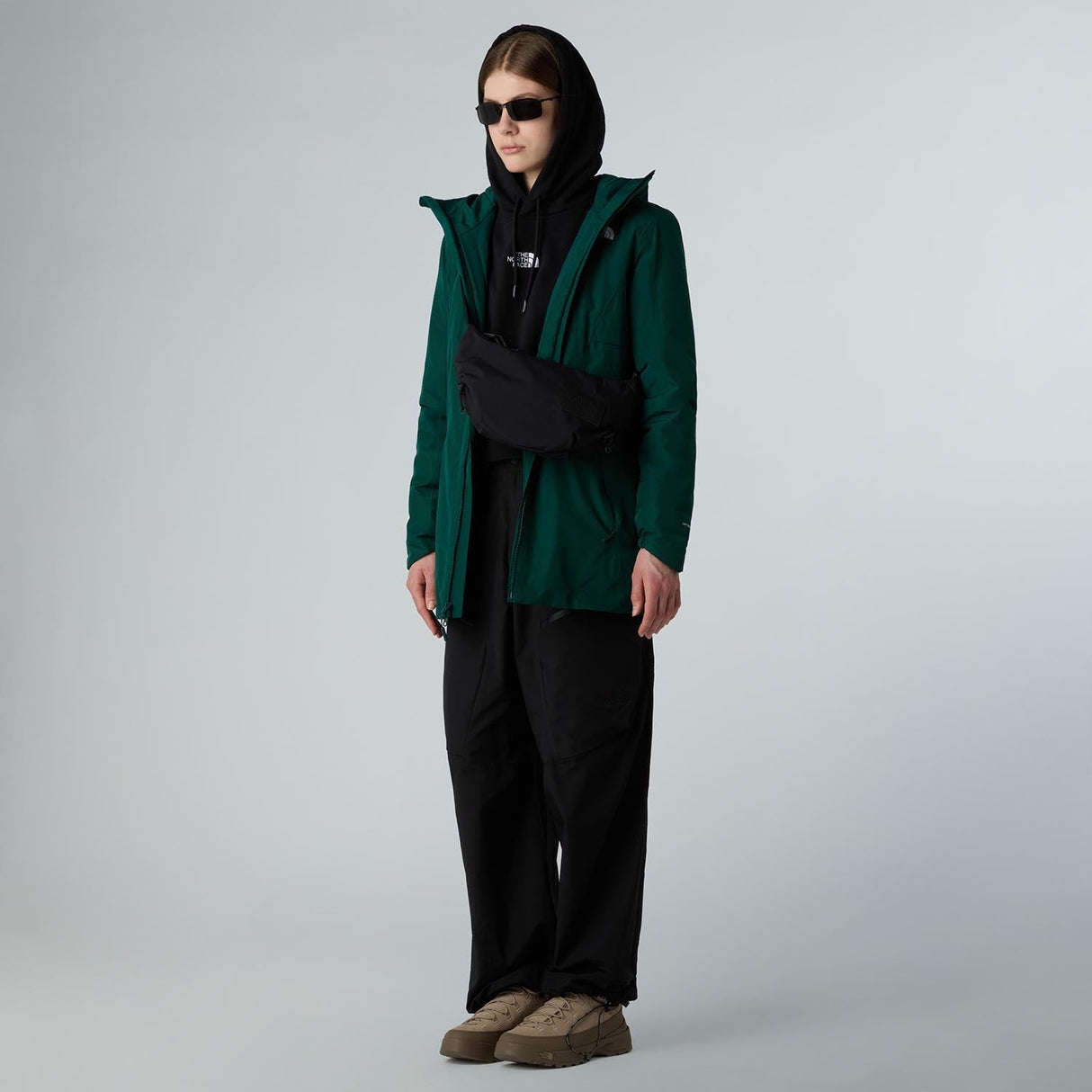 Geaca Femei The North Face W Hikesteller Insulated Parka Geaca Femei The North Face W Hikesteller Insulated Parka