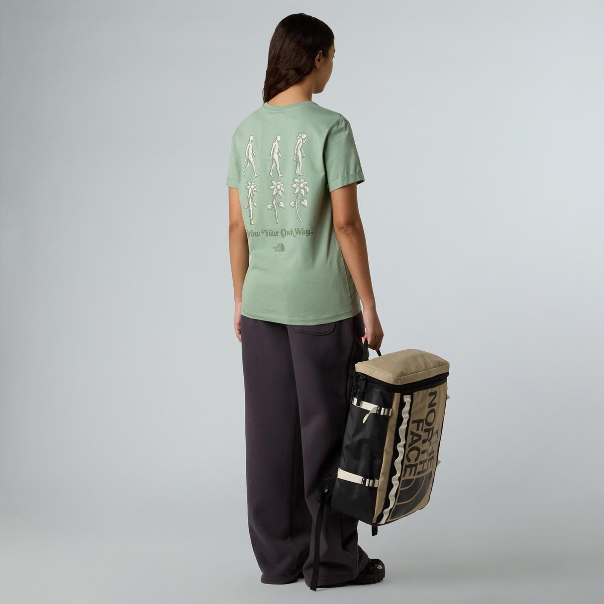 Tricou Femei The North Face W Connect Relaxed Graphic   Tricou Femei The North Face W Connect Relaxed Graphic