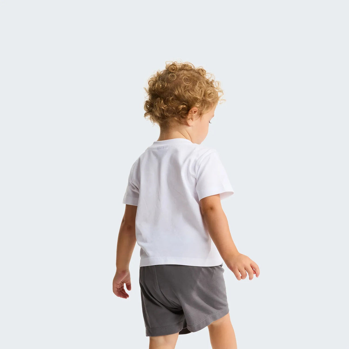 Set Copii Tricou & Pantaloni Scurti The North Face Baby Box NSE Play Regular Cotton Graphic Set Copii Tricou & Pantaloni Scurti The North Face Baby Box NSE Play Regular Cotton Graphic