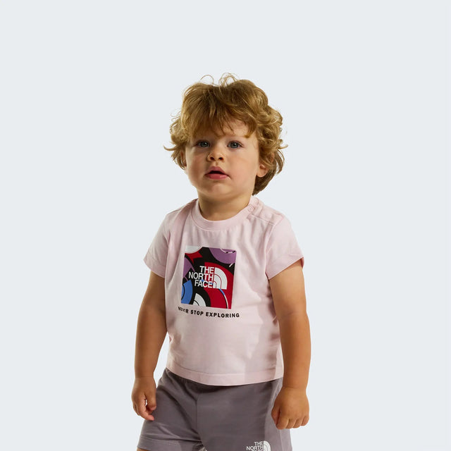 Set Copii Tricou & Pantaloni Scurti The North Face Baby Box NSE Play Regular Cotton Graphic Set Copii Tricou & Pantaloni Scurti The North Face Baby Box NSE Play Regular Cotton Graphic