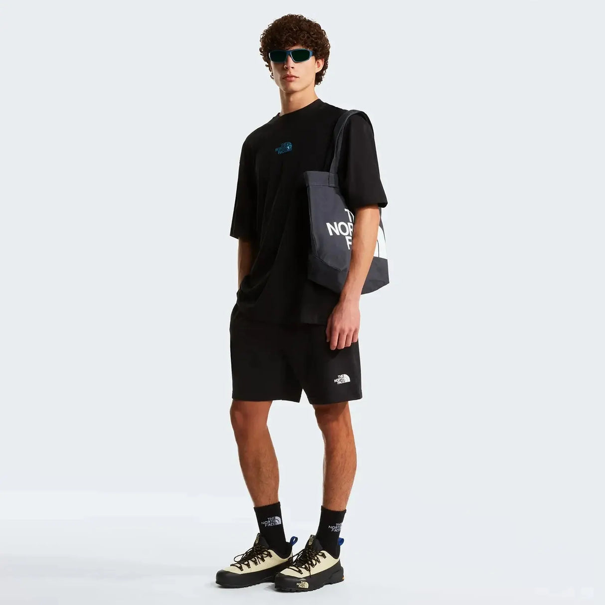 Tricou Barbati The North Face M Liquid Logo Oversize Graphic Tricou Barbati The North Face M Liquid Logo Oversize Graphic