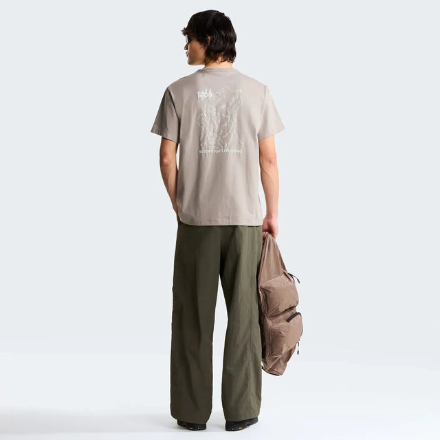Tricou Unisex The North Face U Never Stop Exploring Slopes Graphic Tricou Unisex The North Face U Never Stop Exploring Slopes Graphic