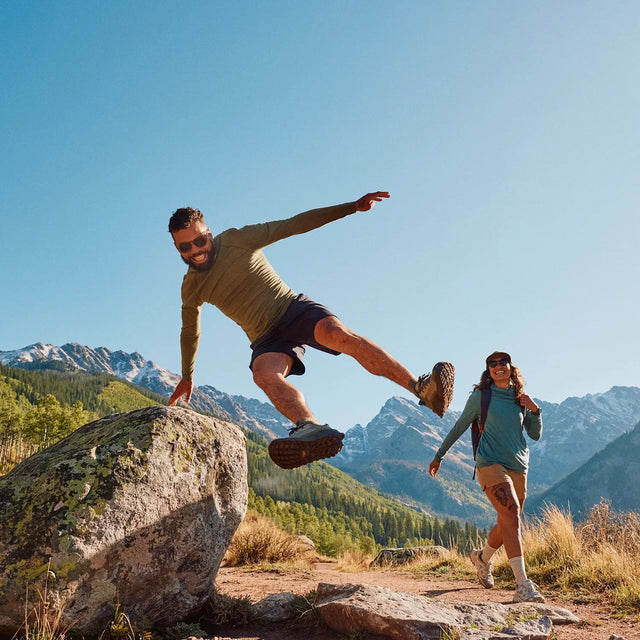 Bluza Corp Barbati Smartwool M Intraknit All-Season Merino Crew Bluza Corp Barbati Smartwool M Intraknit All-Season Merino Crew