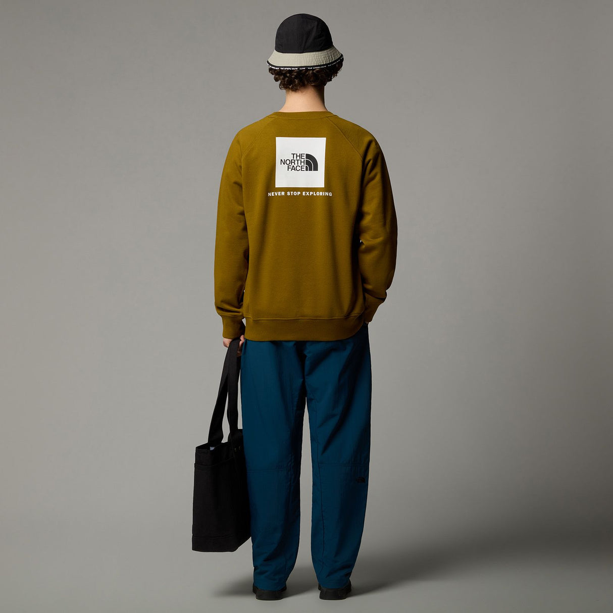 Bluza Barbati The North Face M Raglan Redbox Crew   Bluza Barbati The North Face M Raglan Redbox Crew