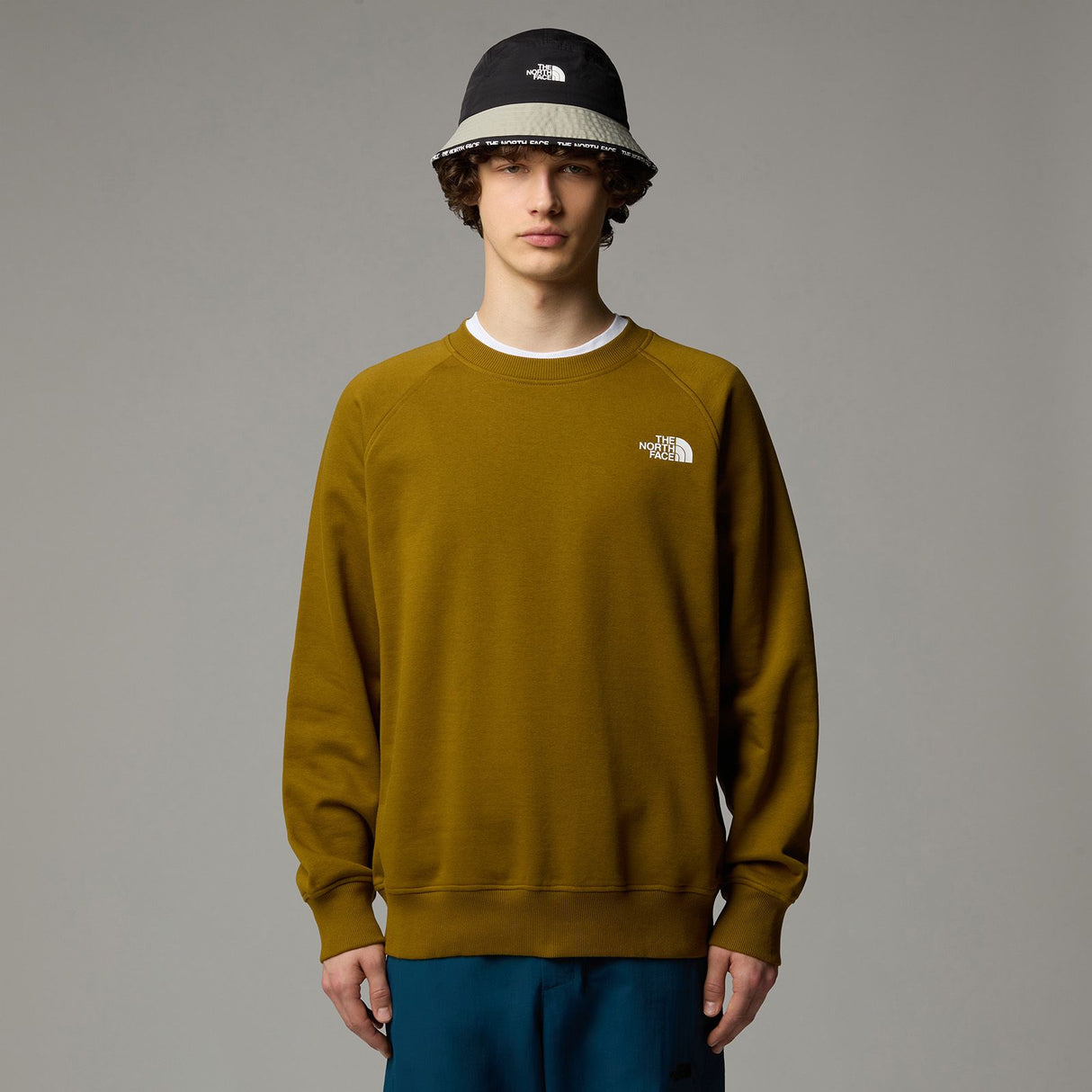 Bluza Barbati The North Face M Raglan Redbox Crew   Bluza Barbati The North Face M Raglan Redbox Crew