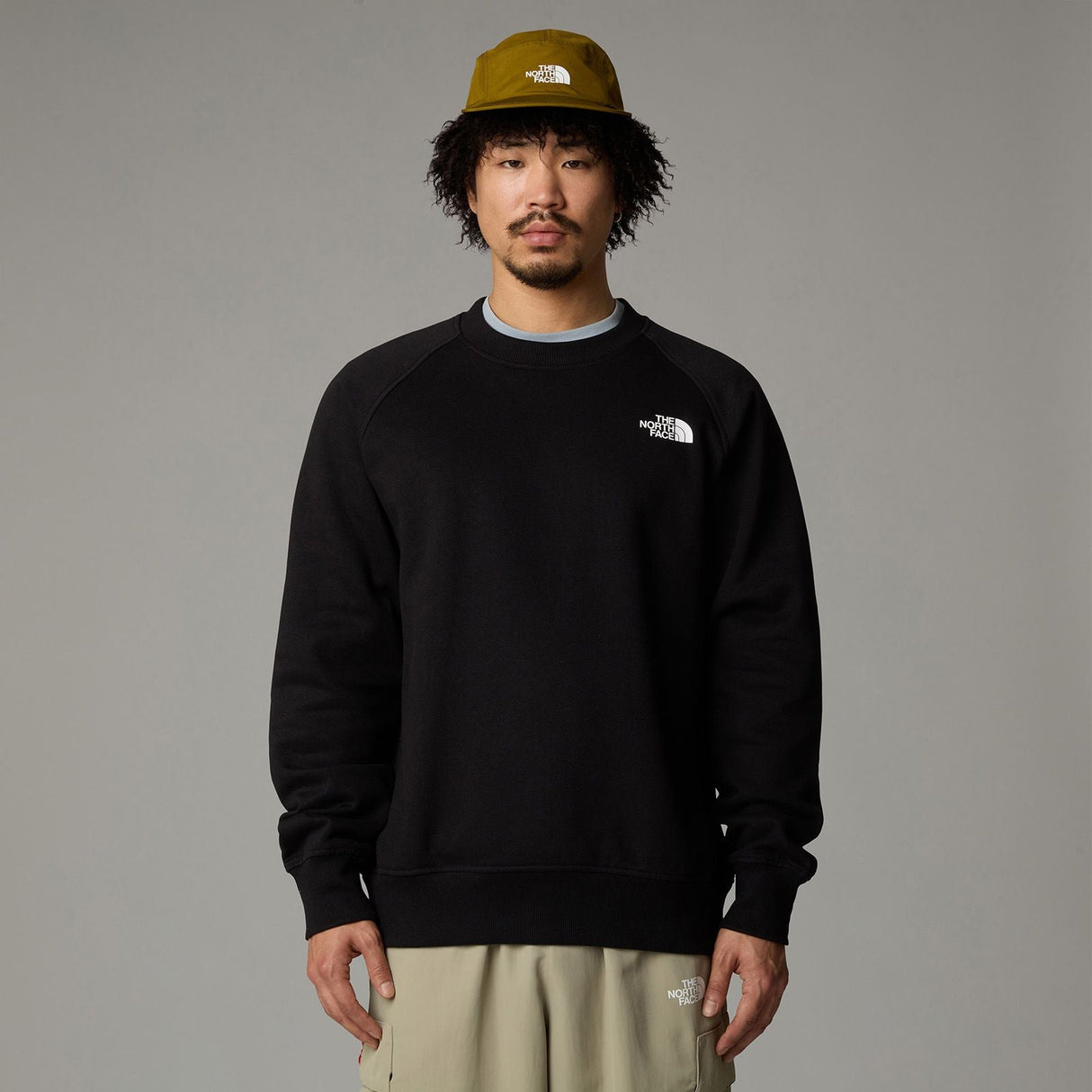 Bluza Barbati The North Face M Raglan Redbox Crew   Bluza Barbati The North Face M Raglan Redbox Crew