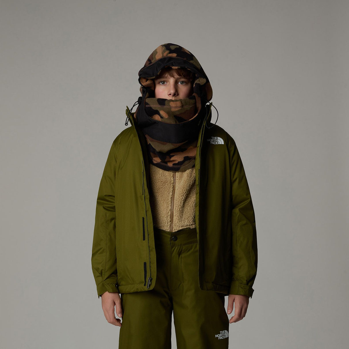 Geaca Adolescenti The North Face Snowquest Geaca Adolescenti The North Face Snowquest