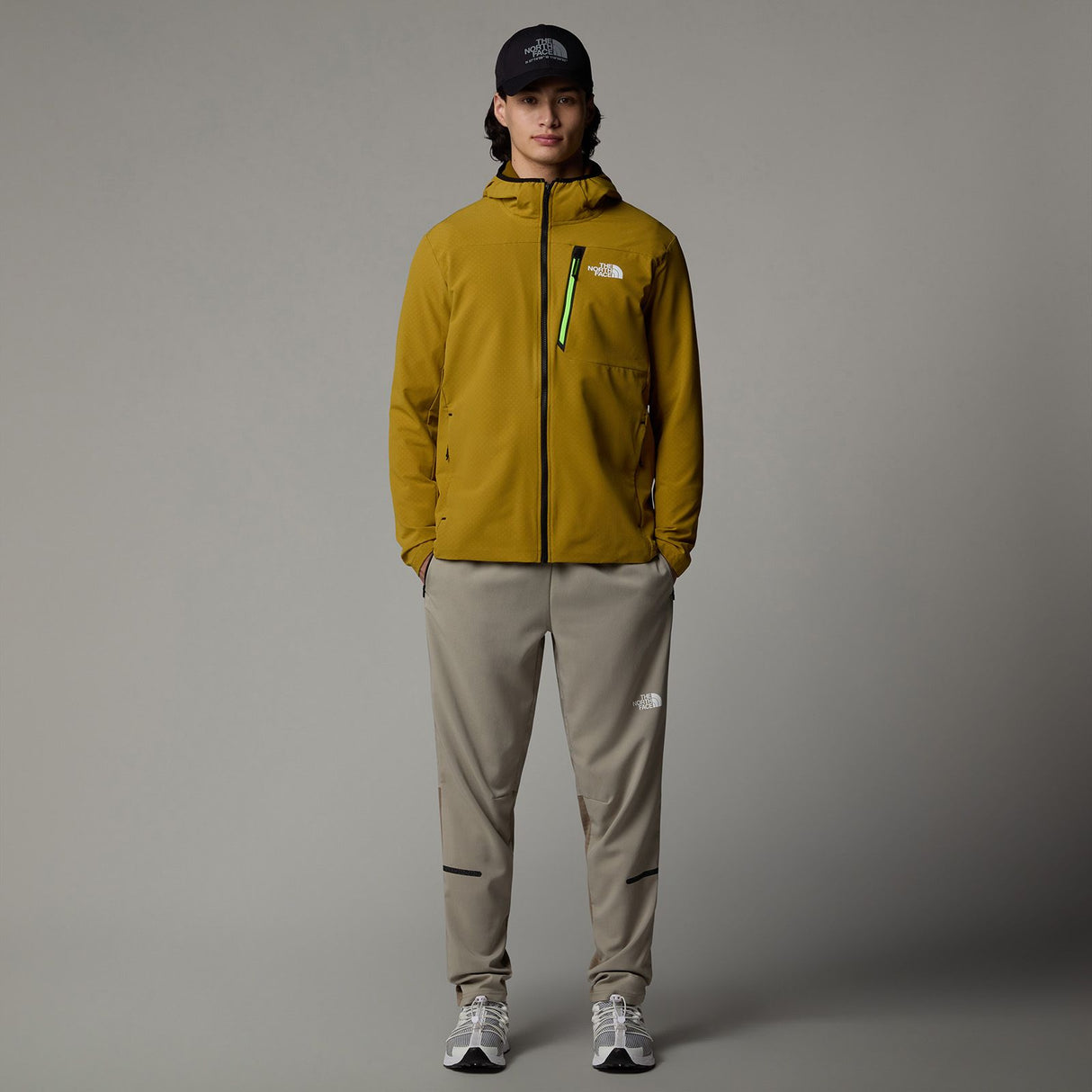 Geaca Barbati The North Face M Mountain Athletics Softshell Geaca Barbati The North Face M Mountain Athletics Softshell