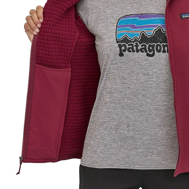 Geaca Patagonia W R2 Techface Hoody Geaca Patagonia W R2 Techface Hoody