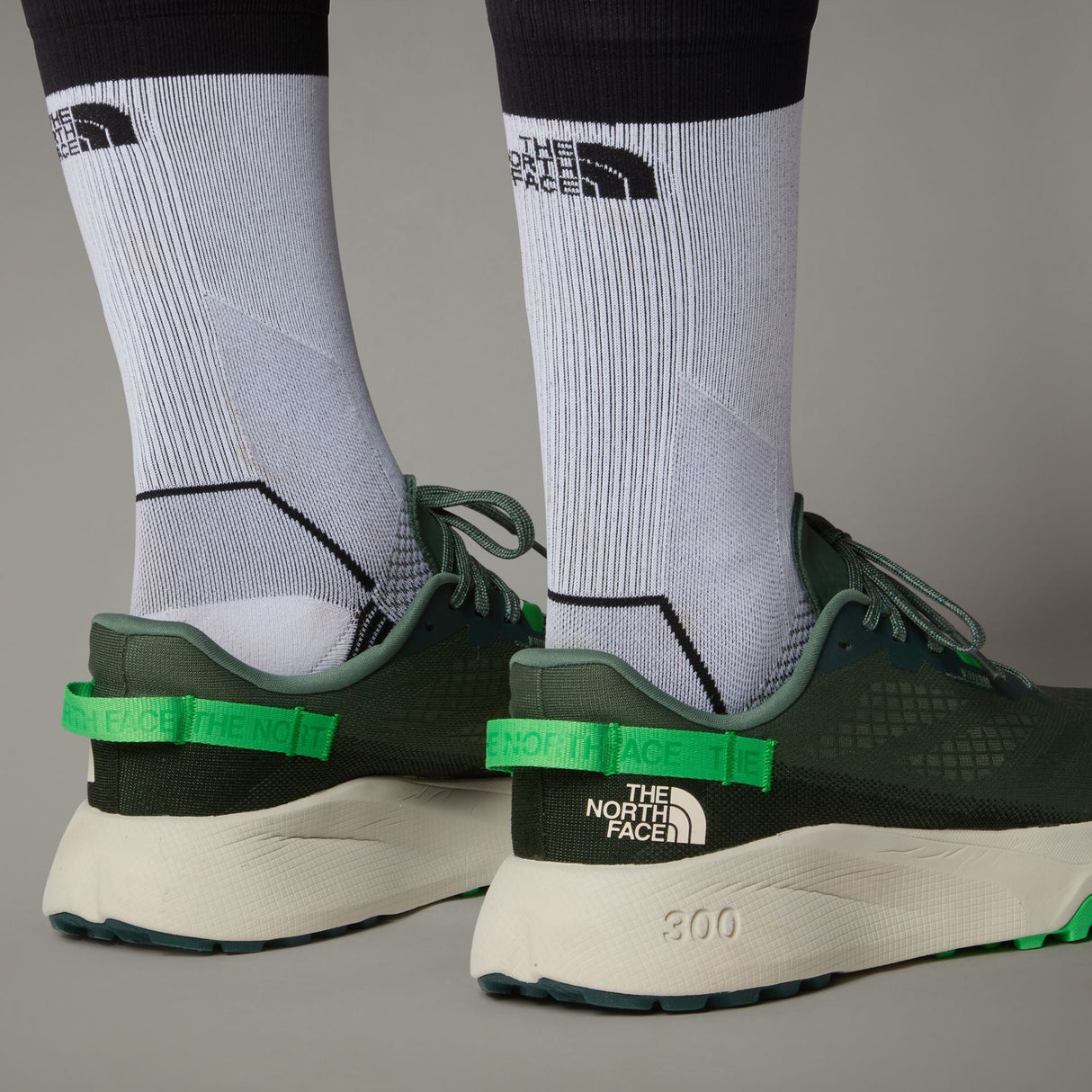 Pantofi Alergare Barbati The North Face M Altamesa 300 Pantofi Alergare Barbati The North Face M Altamesa 300