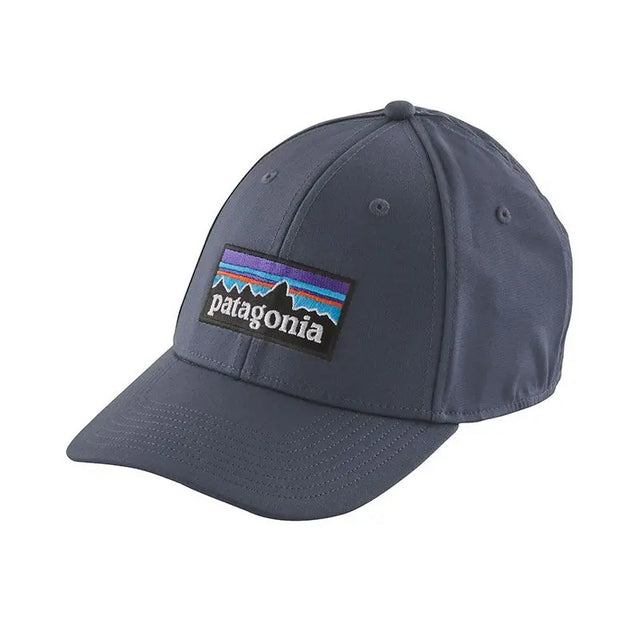 Sapca Patagonia P-6 Logo Stretch Fit Sapca Patagonia P-6 Logo Stretch Fit