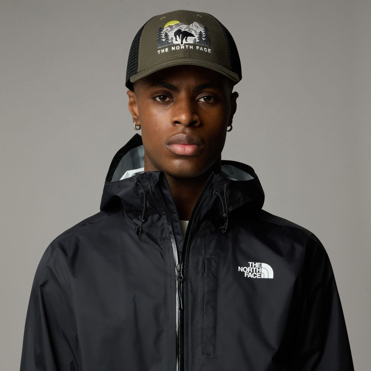 Sapca The North Face Embroidered Mudder Trucker Sapca The North Face Embroidered Mudder Trucker