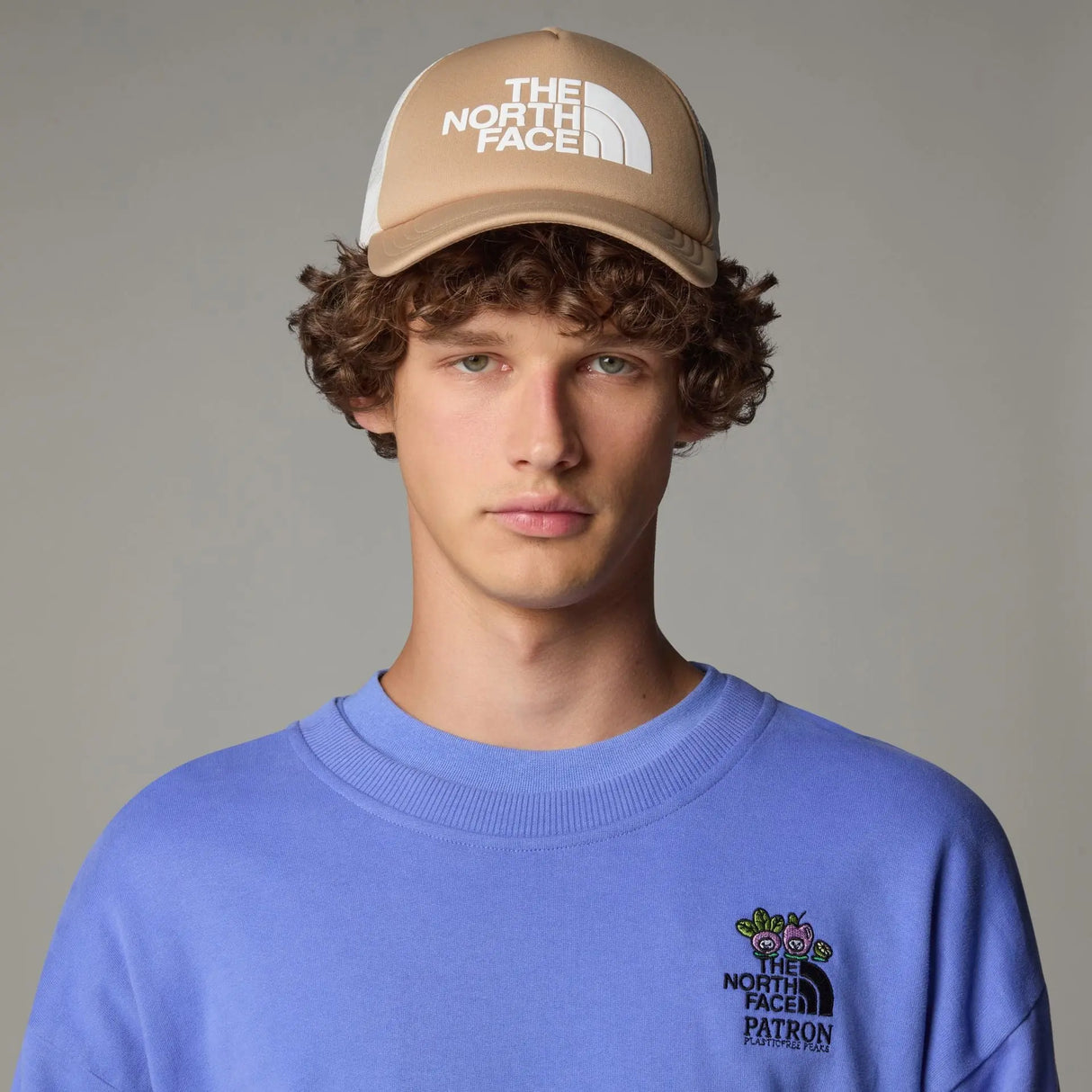 Sapca The North Face TNF Logo Trucker Sapca The North Face TNF Logo Trucker