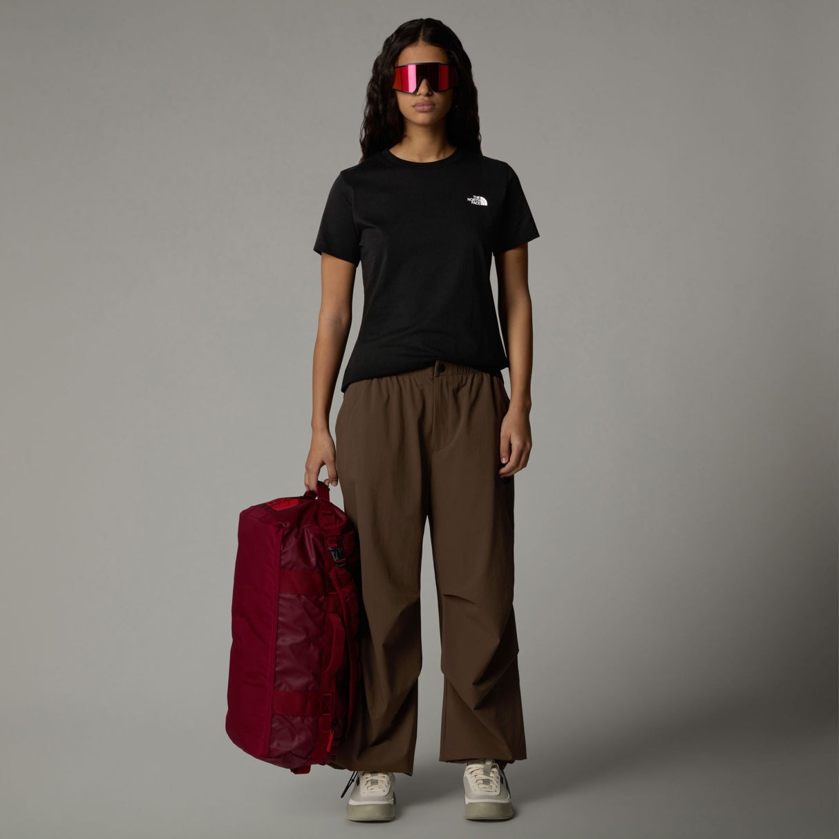 Tricou Femei The North Face W Simple Dome Tricou Femei The North Face W Simple Dome