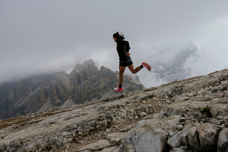 Ghid alegere încălțăminte trail running pentru teren alunecos