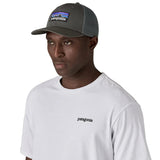 Sapca Patagonia P-6 Logo Trucker   Sapca Patagonia P-6 Logo Trucker