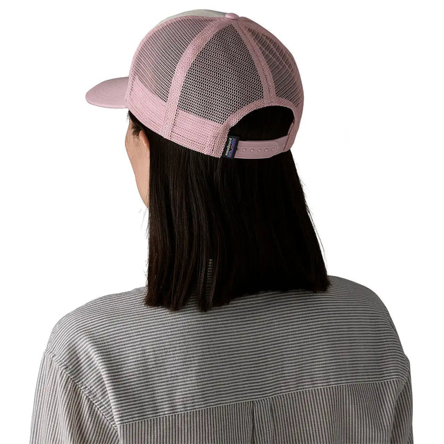 Sapca Patagonia P-6 Logo Trucker   Sapca Patagonia P-6 Logo Trucker