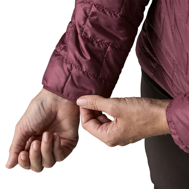 Geaca Femei Patagonia W Nano Puff Hoody   Geaca Femei Patagonia W Nano Puff Hoody