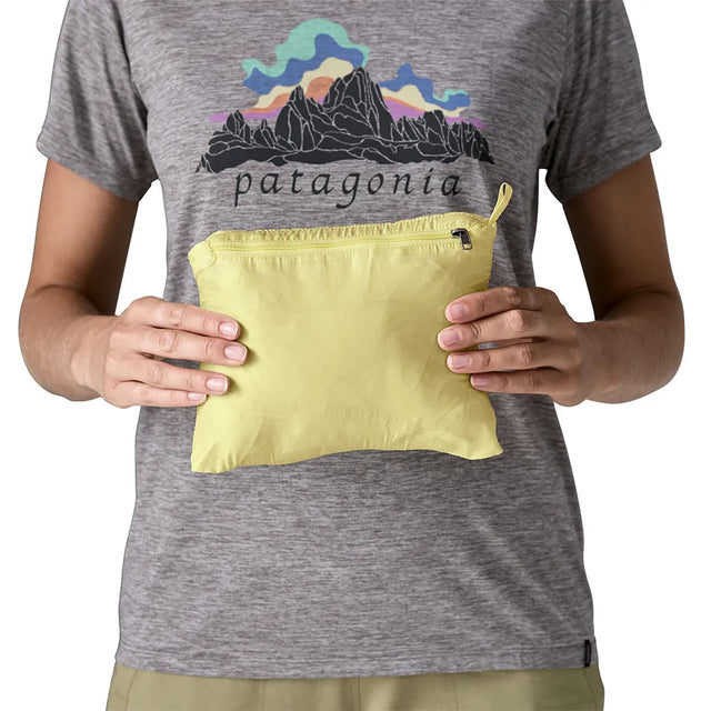 Geaca Femei Patagonia W Nano Puff Hoody   Geaca Femei Patagonia W Nano Puff Hoody