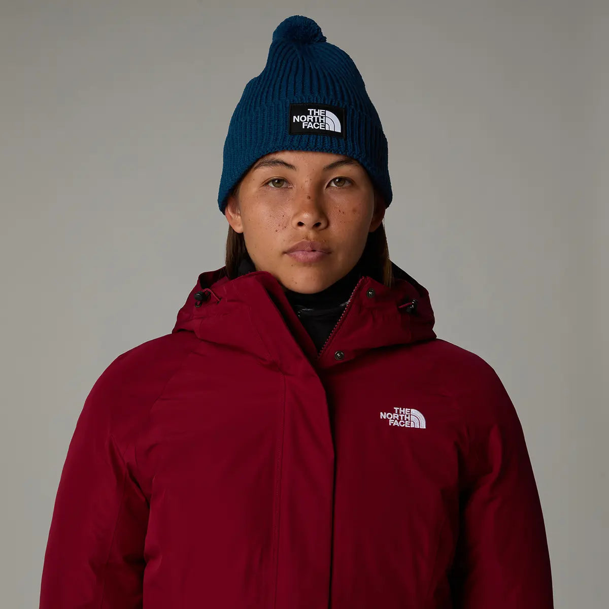 Caciula The North Face Logo Box Pom   Caciula The North Face Logo Box Pom
