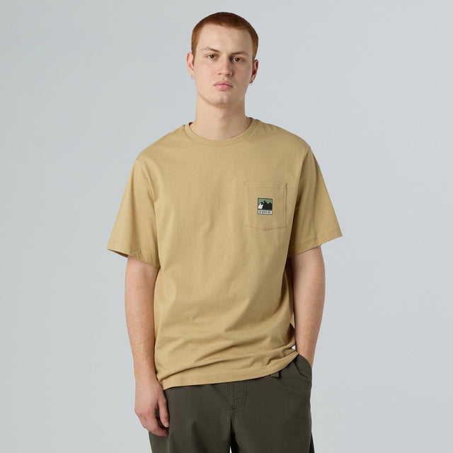 Tricou Barbati The North Face M Mountain Logo Relaxed Pocket   Tricou Barbati The North Face M Mountain Logo Relaxed Pocket