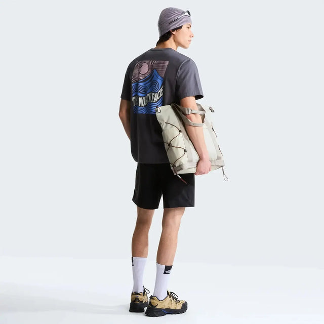 Tricou Barbati The North Face M Mountain Escape Relaxed Graphic   Tricou Barbati The North Face M Mountain Escape Relaxed Graphic