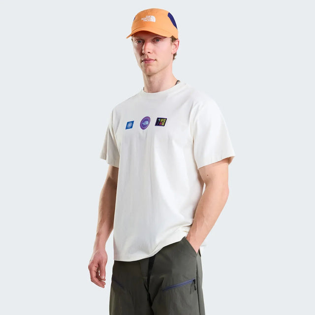 Tricou Unisex The North Face U Explorer Badges Graphic   Tricou Unisex The North Face U Explorer Badges Graphic