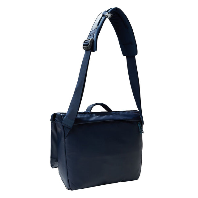 Geanta Barbati The North Face Base Camp Voyager Messenger   Geanta Barbati The North Face Base Camp Voyager Messenger