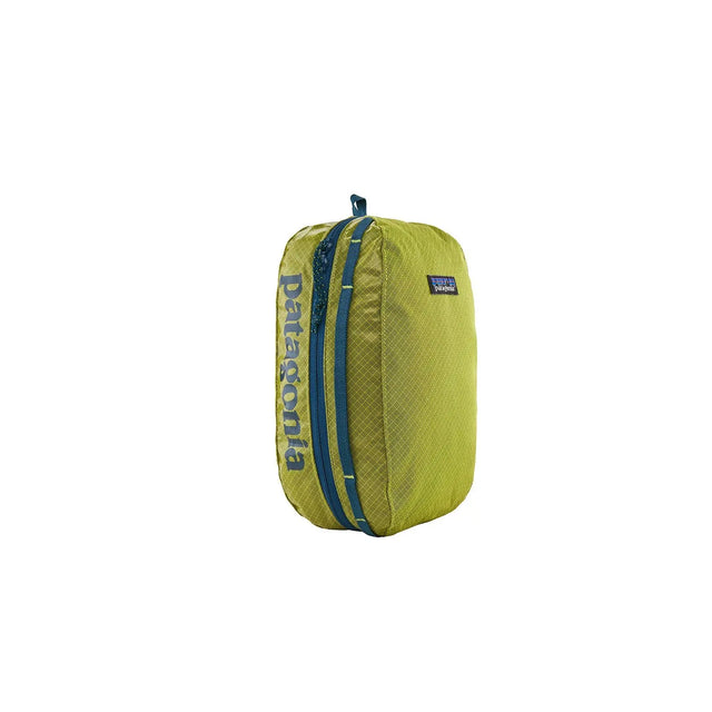 Geanta Patagonia Black Hole Cube M   Geanta Patagonia Black Hole Cube M