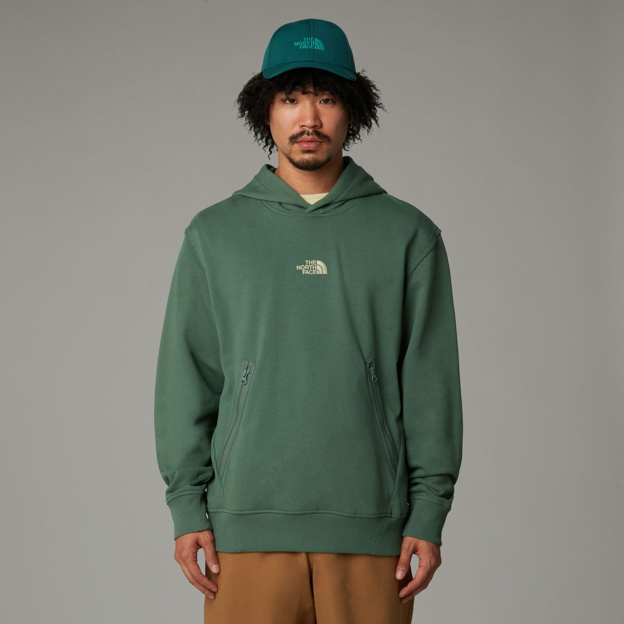 Hanorac Barbati The North Face M Heritage Graphic Relaxed Hoodie   Hanorac Barbati The North Face M Heritage Graphic Relaxed Hoodie