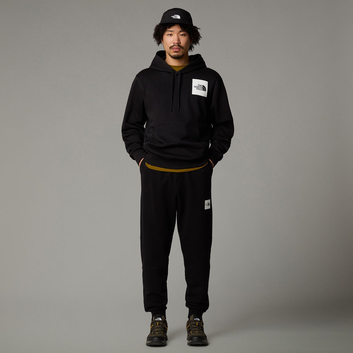 Pantaloni Barbati The North Face M Fine