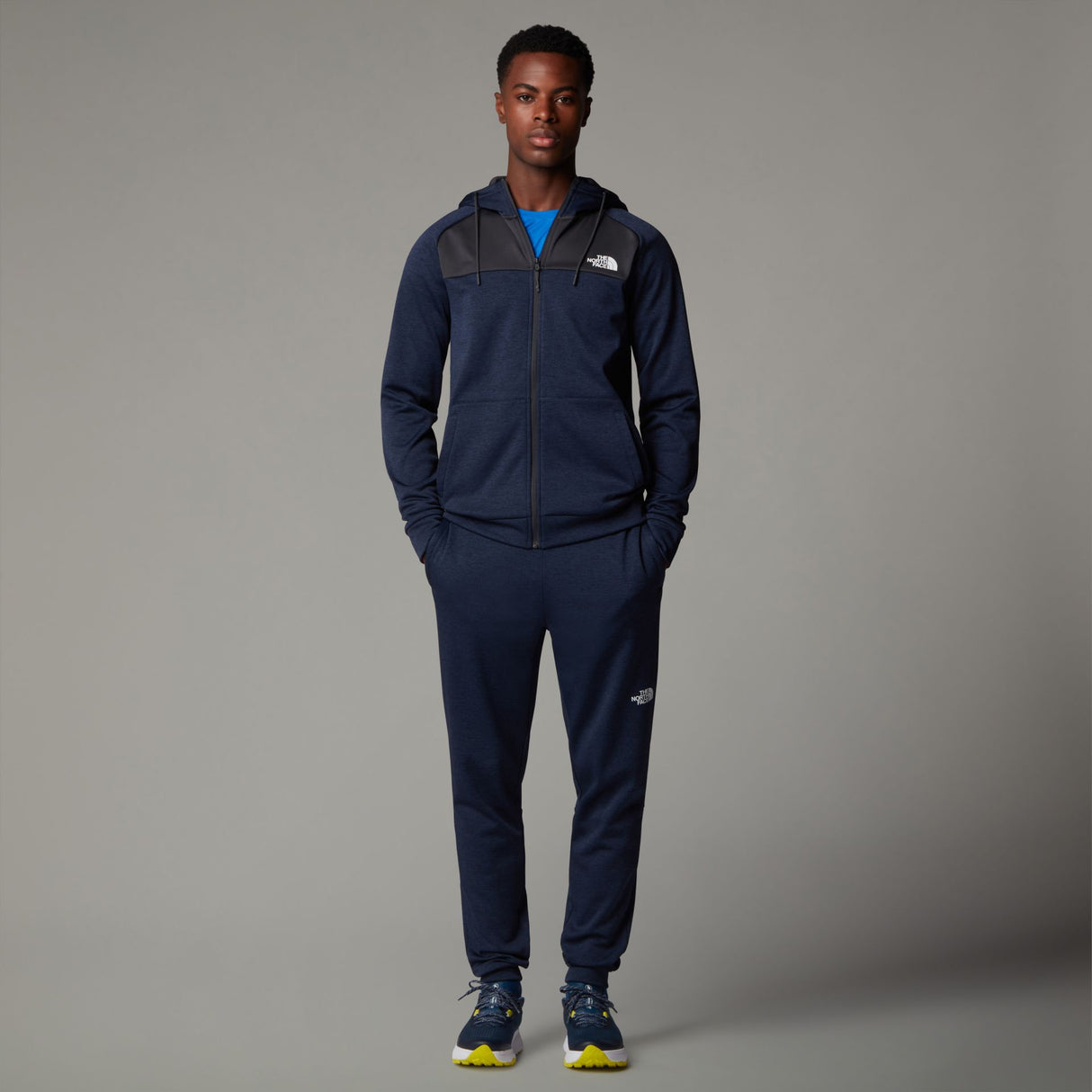 Pantaloni Barbati The North Face M REAXION FLEECE JOGGER - EU