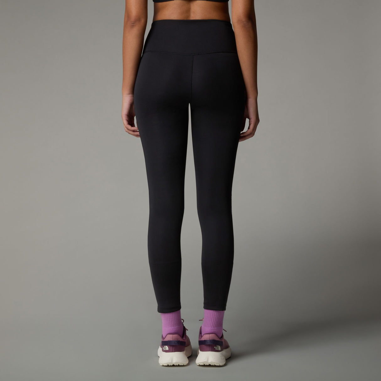 Pantaloni Femei The North Face W Ma Flex 25in Tight Graphic