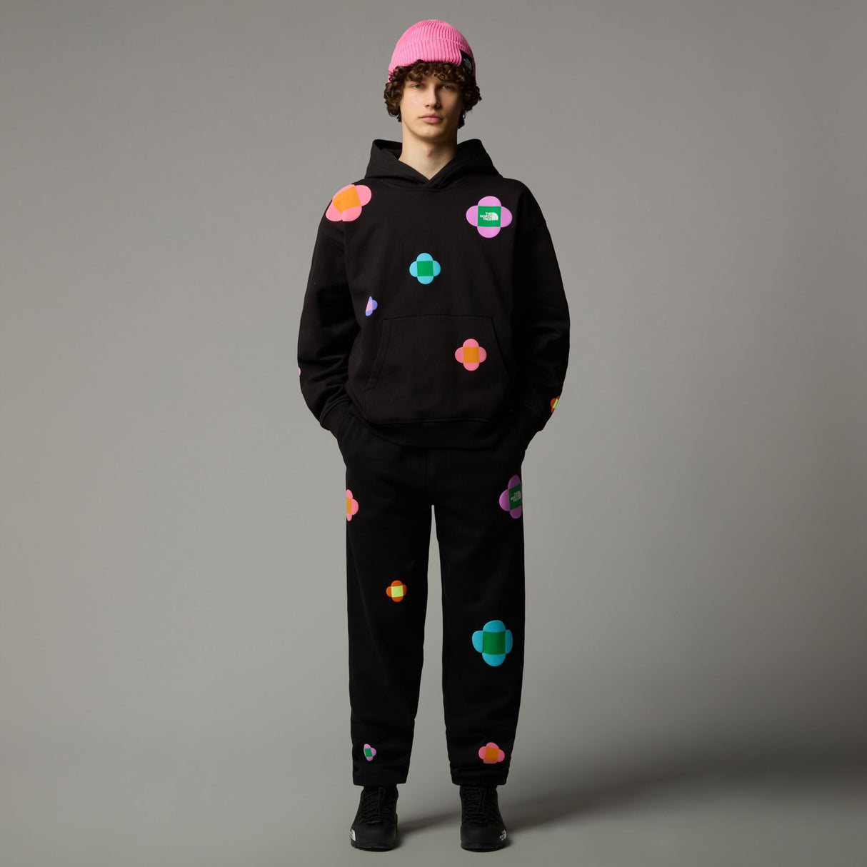 Pantaloni Unisex The North Face U Tnf X Yinka Ilori Let's Blossom Together