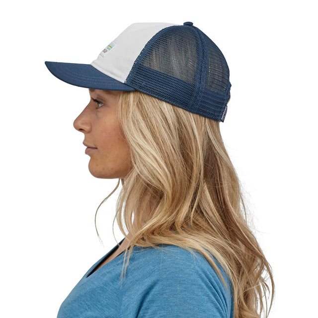 Sapca Patagonia W Pastel P-6 Label Layback Trucker   Sapca Patagonia W Pastel P-6 Label Layback Trucker