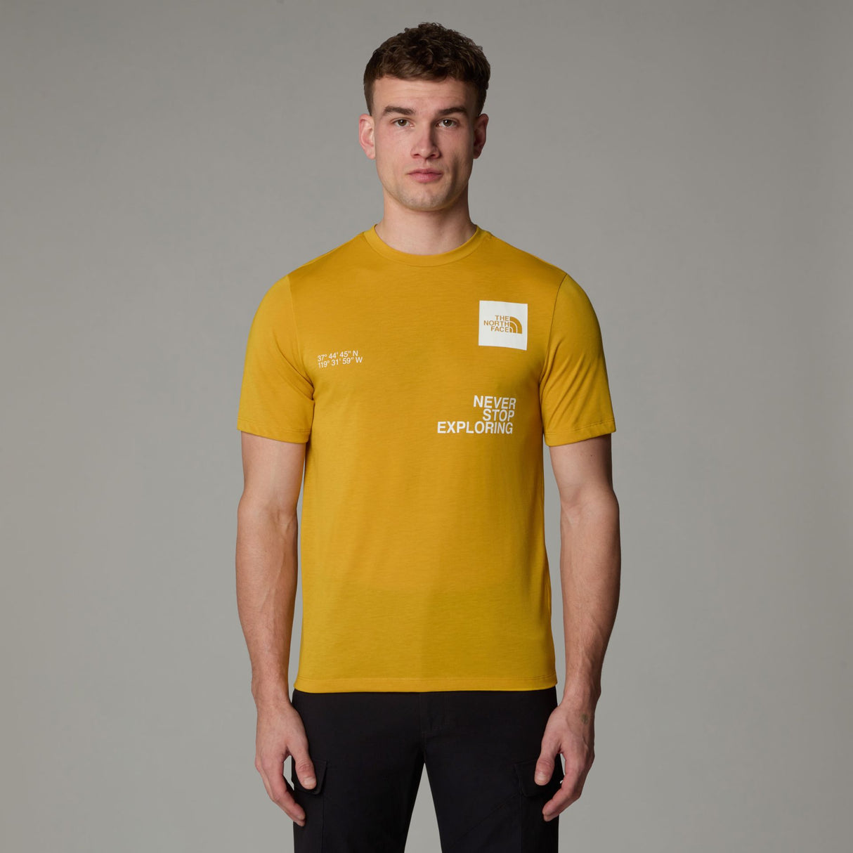 Tricou Barbati The North Face M Mountain Foundation Coordinates