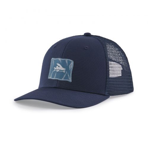 Sapca Patagonia Fly The Flag Label Trucker Hat