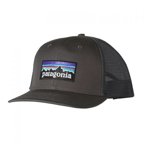 Sapca Patagonia P-6 Logo Trucker